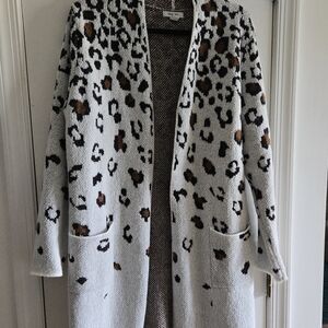 Nine West Leopard Print w/pockets